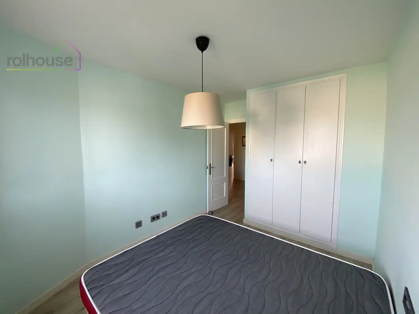 Habitación de Piso de alquiler en  Palma de Mallorca con Aire acondicionado, Parquet y Terraza