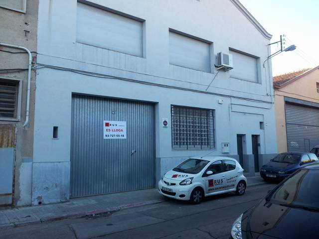 Nave industrial en Alquiler en Can Feu