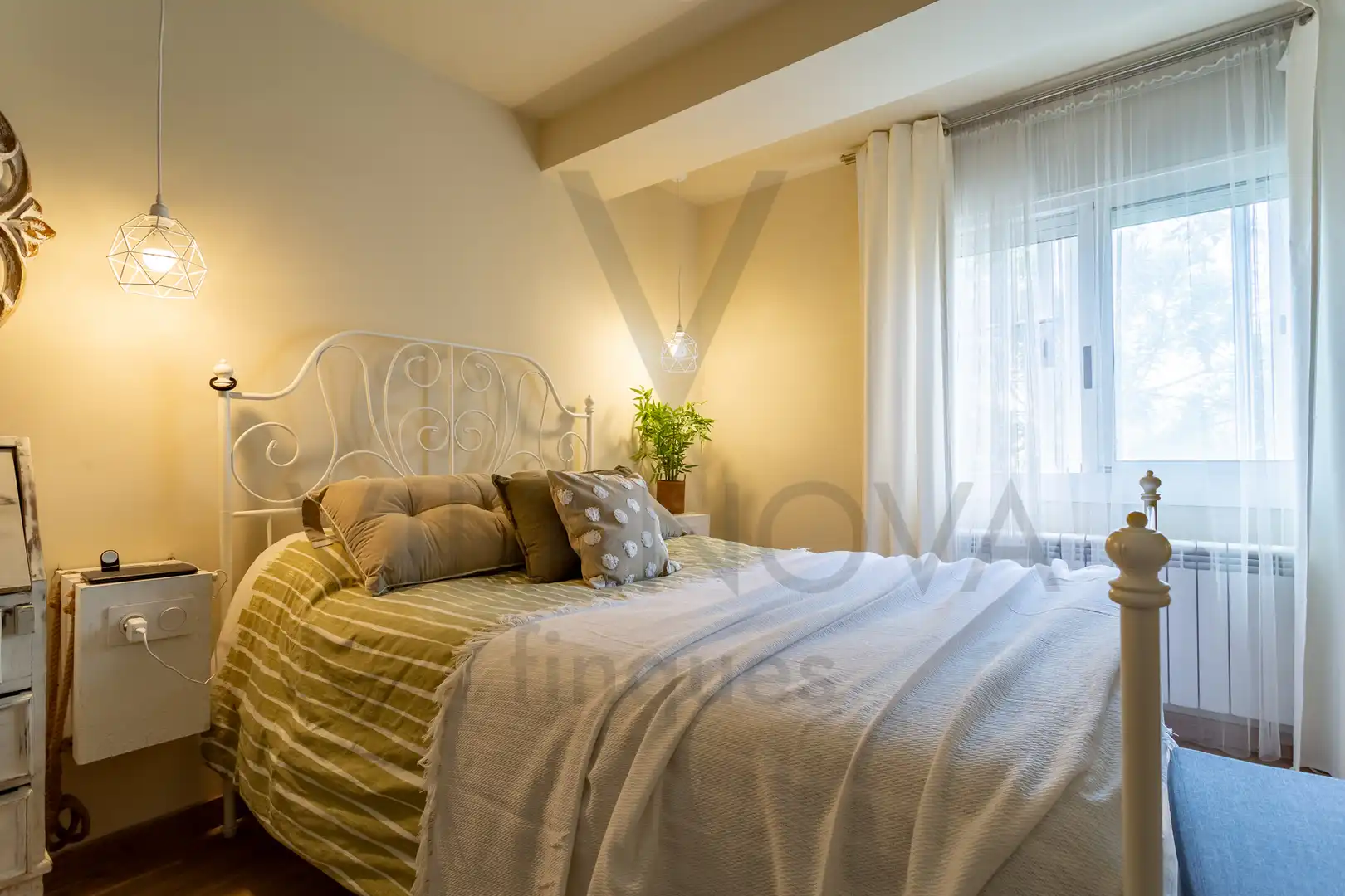 Schlafzimmer von Wohnung zum Verkauf in Reus mit Klimaanlage, Heizung und Terrasse