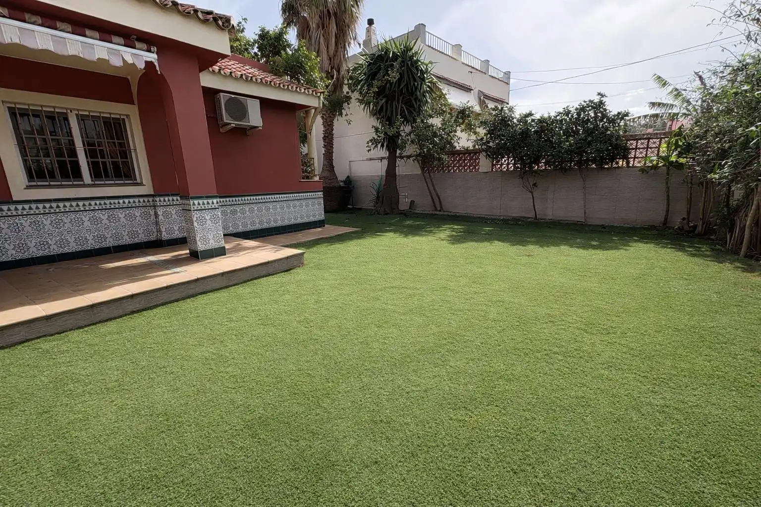 Jardín de Casa o chalet en venta en Algeciras con Aire acondicionado, Jardín privado y Terraza