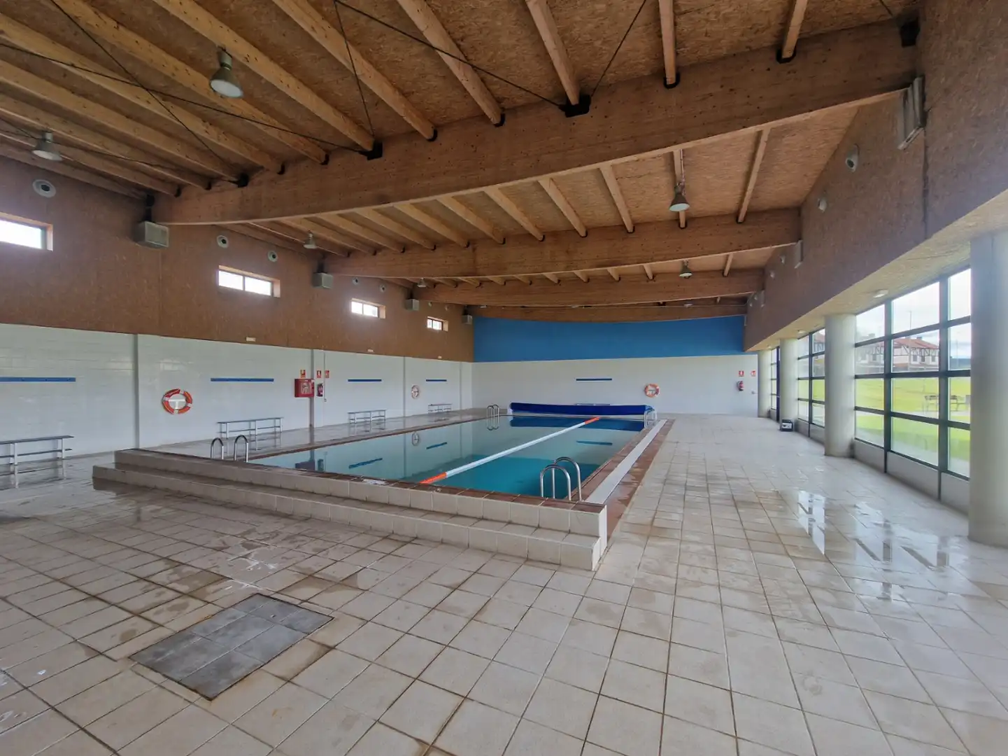 Swimming pool of Flat for sale in Cirueña  with Heating, Parquet flooring and Community pool