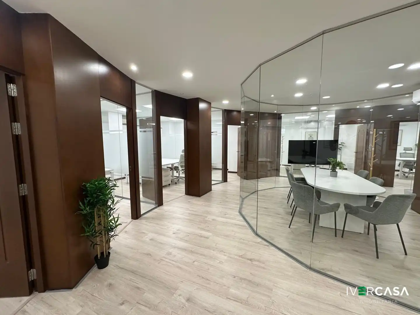 Büro zur Miete in Granada mit Klimaanlage und Heizung