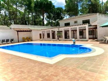 Maison avec piscine à vendre à Urbanización Pinares del Júcar 11A