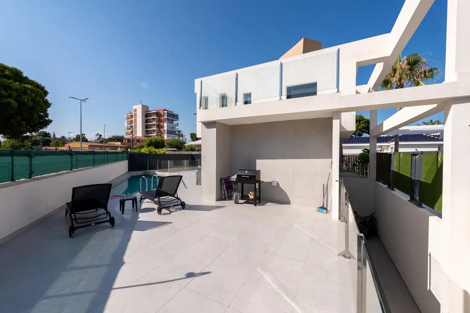 Terrasse von Haus oder Chalet zur Miete in El Campello mit Klimaanlage, Privatgarten und Terrasse