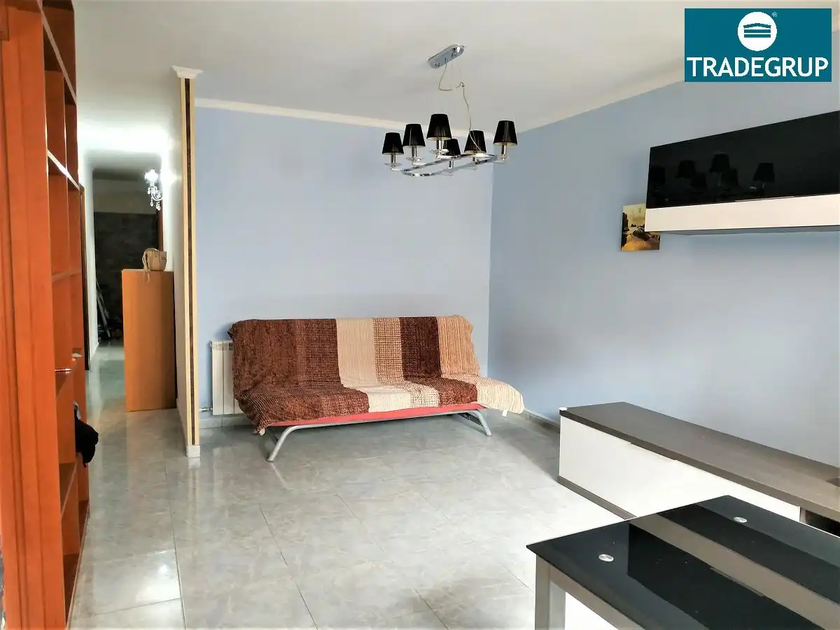 Sala de estar de Piso en venta en Igualada con Calefacción, Terraza y Amueblado
