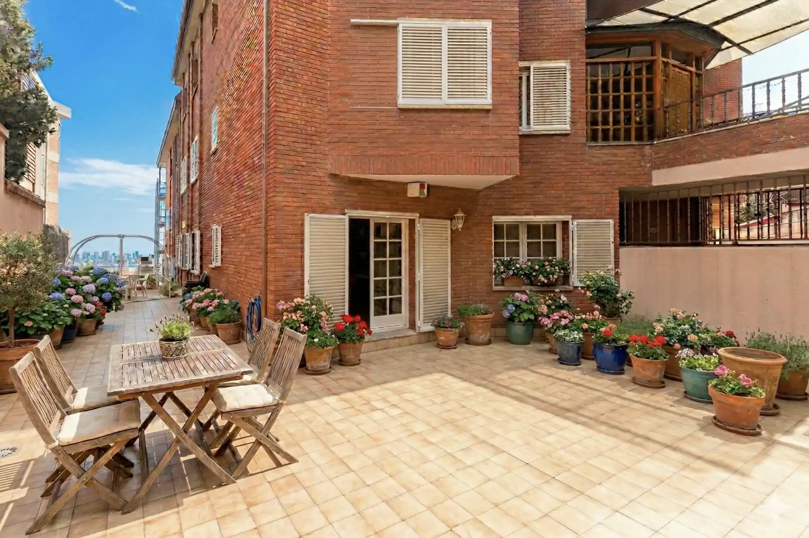 Terraza de Piso en venta en Barcelona con Calefacción, Jardín privado y Terraza