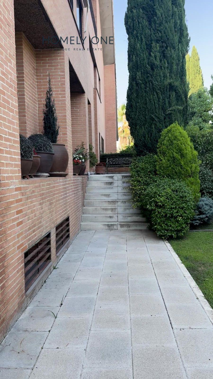 Terrace of House or chalet for sale in  Madrid Capital  with Air Conditioner, Heating and Private garden