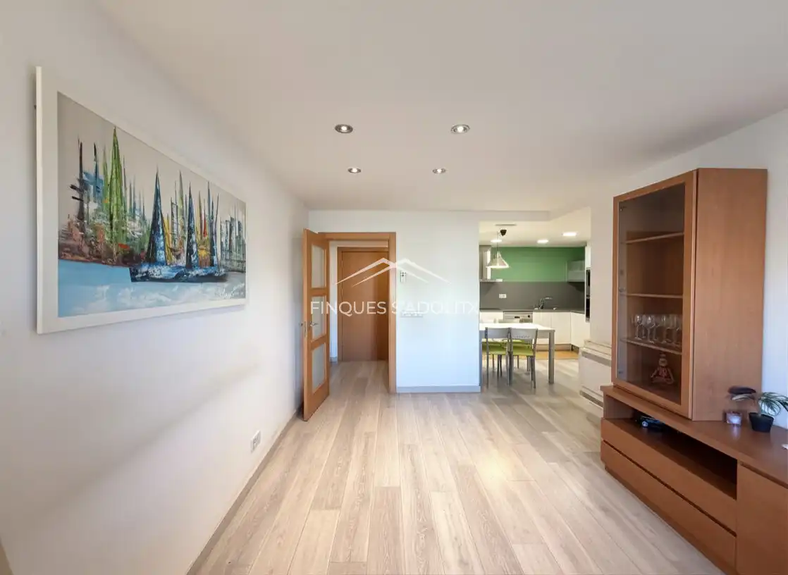 Living room of Flat for sale in Girona Capital  with Heating and Parquet flooring
