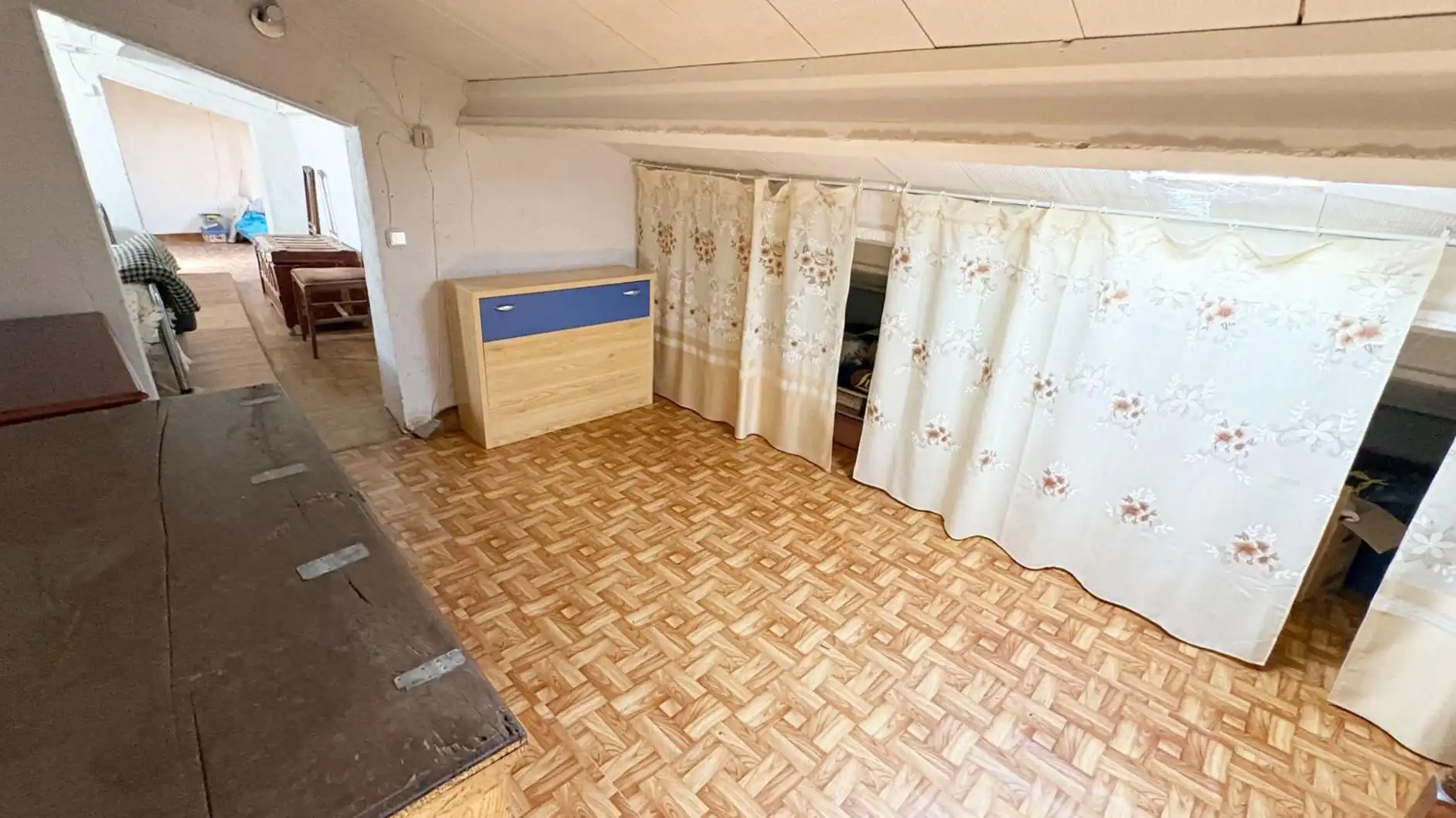 Casa o xalet en venda en Pedrosillo de los Aires amb Calefacció i Moblat