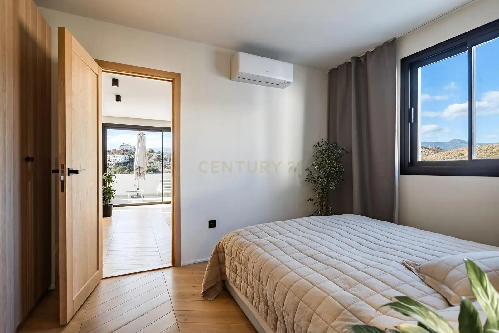 Habitación de Casa o chalet en venta en Benahavís con Aire acondicionado, Trastero y Piscina