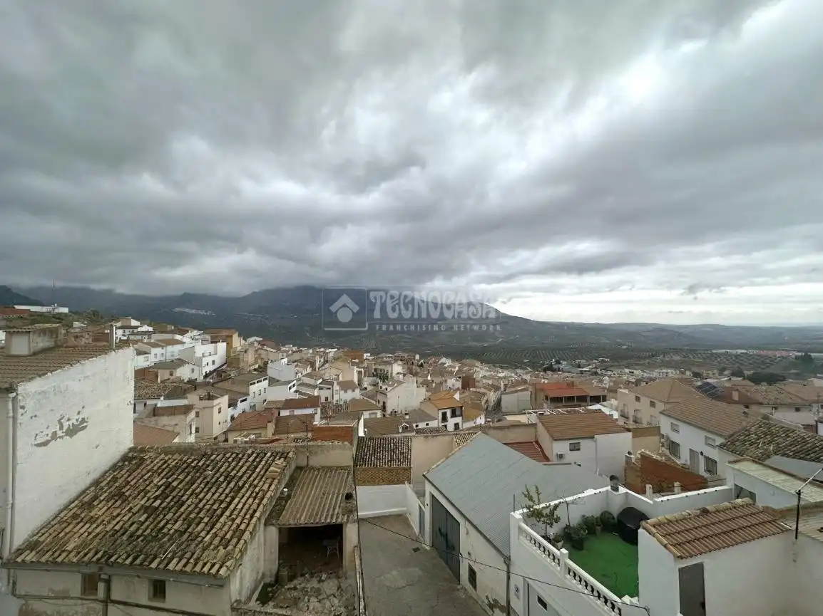 Vista exterior de Casa o xalet en venda en Bedmar y Garcíez amb Aire condicionat, Calefacció i Terrassa