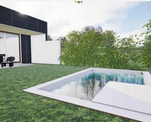 Swimming pool of House or chalet for sale in  Toledo Capital  with Air Conditioner, Heating and Private garden