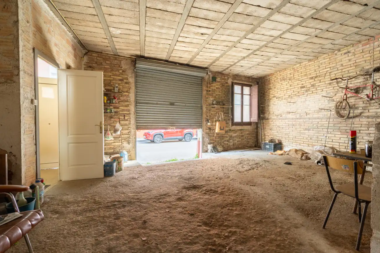 Houses for sale in Tortosa  with Heating, Terrace and Furnished