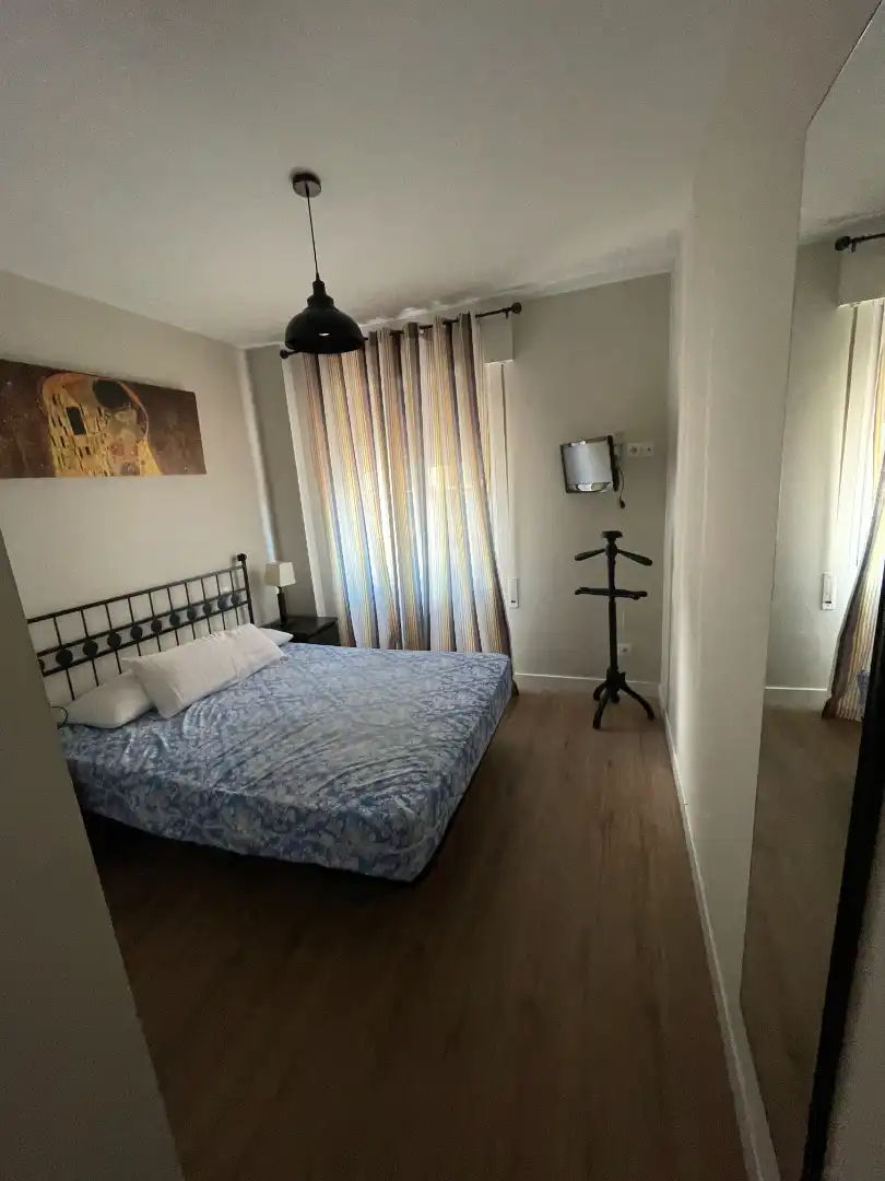 Dormitori de Pis per a compartir en Jerez de la Frontera amb Aire condicionat, Calefacció i Parquet