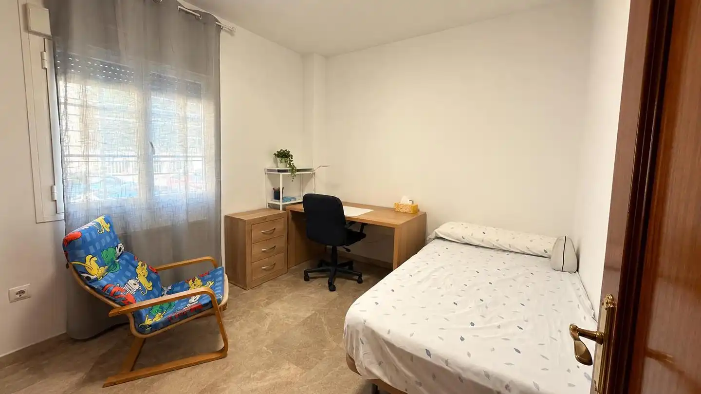 Schlafzimmer von Erdgeschoss zum Verkauf in Badajoz mit Klimaanlage und Möbliert
