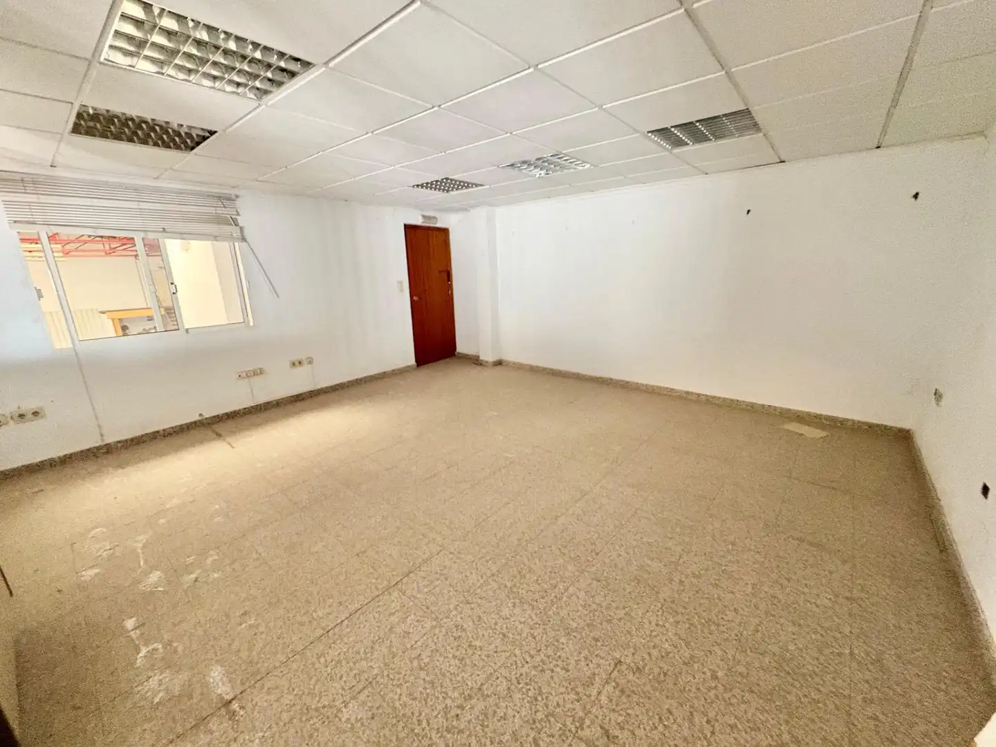 Nave industrial en venta en Corazón de María