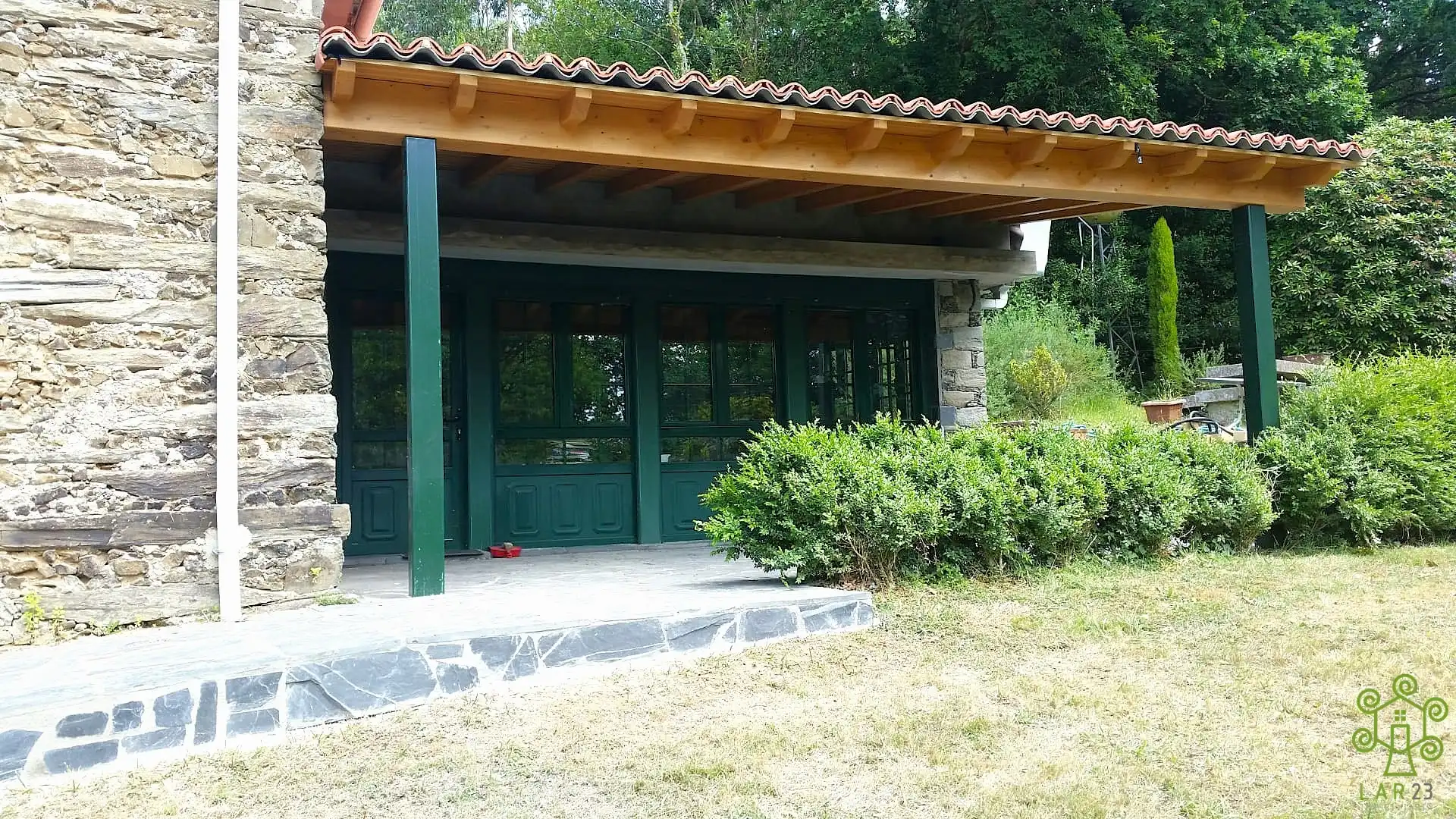Vista exterior de Casa o xalet en venda en Abegondo amb Calefacció, Jardí privat i Piscina