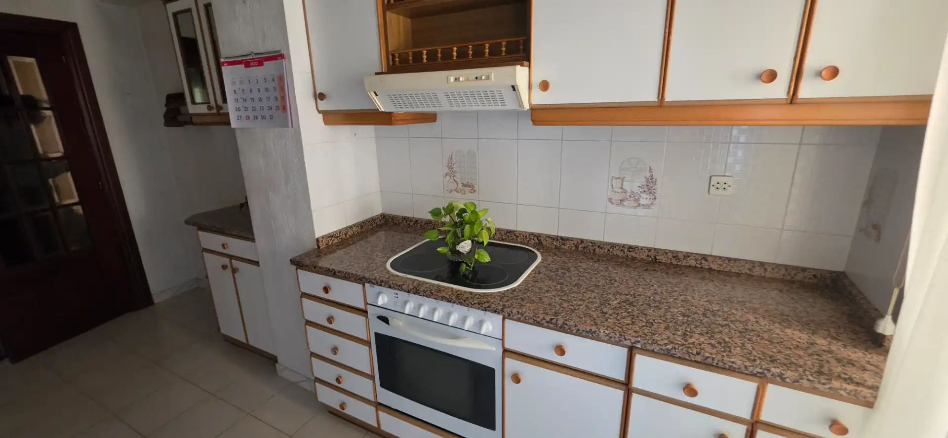 Cuina de Pis en venda en Zaragoza amb Aire condicionat, Calefacció i Jardí privat