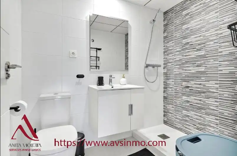 Baño de Casa o chalet de alquiler en San Pedro del Pinatar con Aire acondicionado, Jardín privado y Amueblado