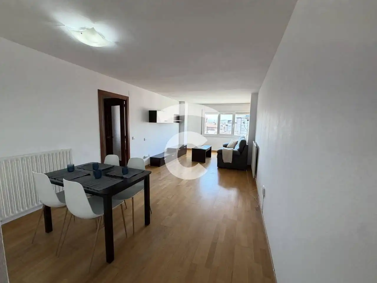 Sala d'estar de Pis en venda en Vic amb Calefacció i Parquet