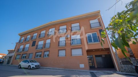 Foto 2 de Piso en venta en Calle Calle Camino de las Erillas, Méntrida, Toledo