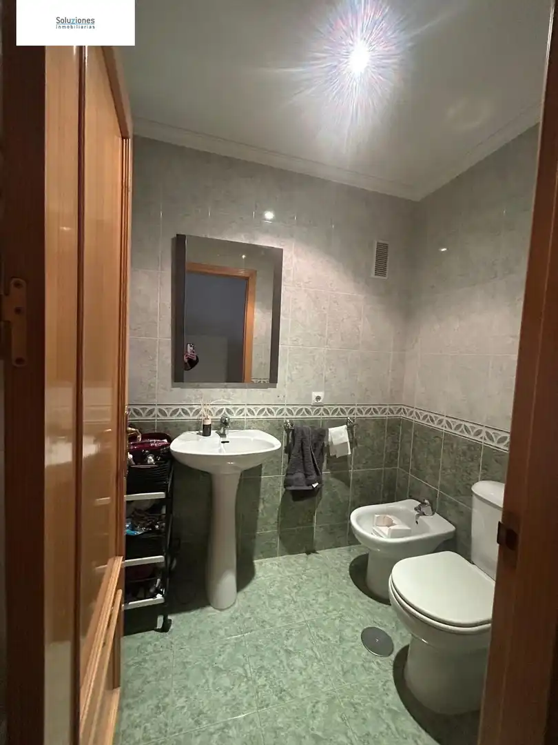 Baño de Piso en venta en Albacete con Calefacción, Terraza y Trastero