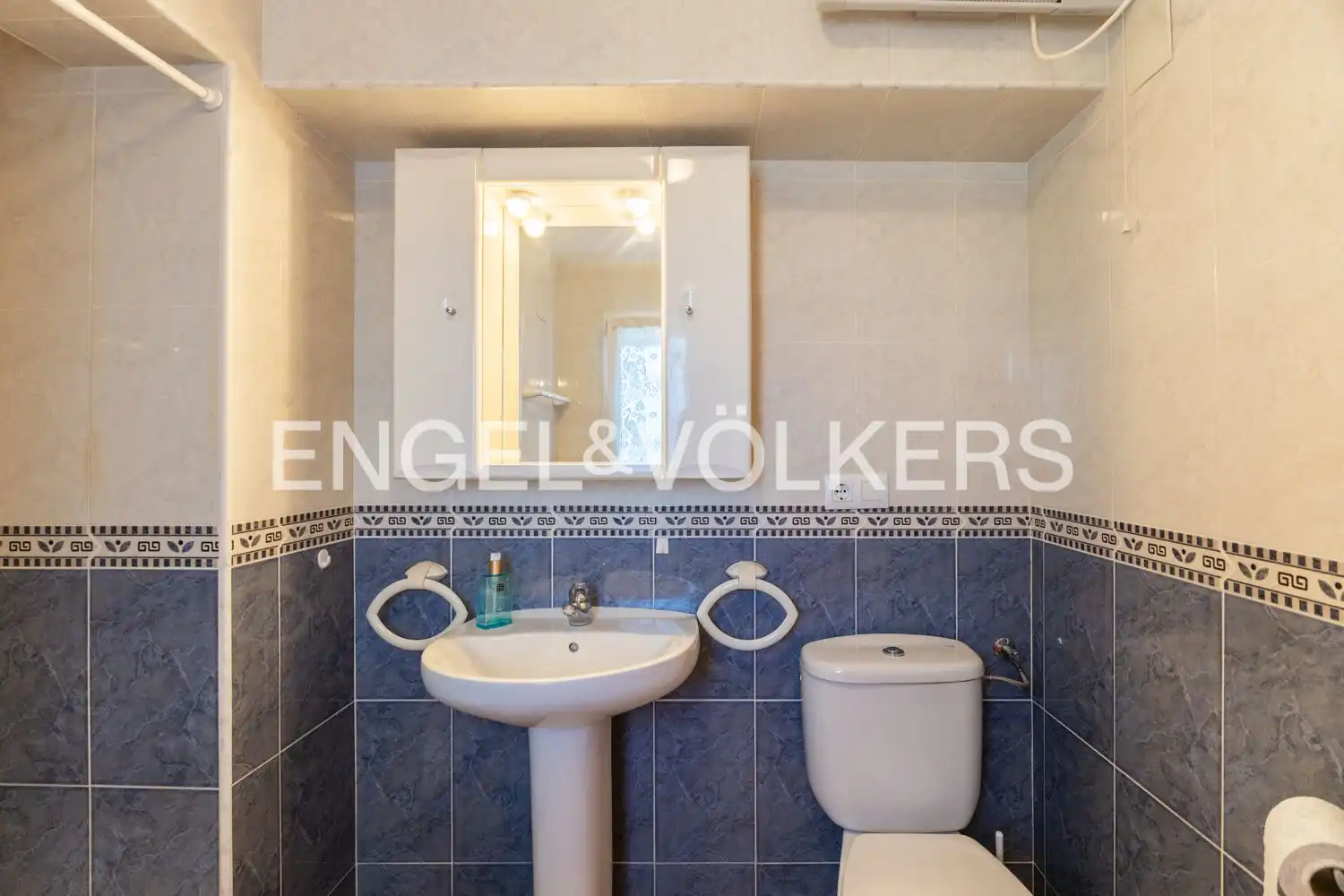 Bathroom of Houses for sale in Dénia  with Heating and Private garden