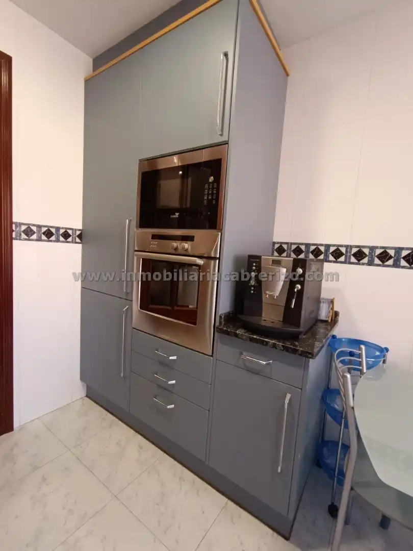Flat for sale in Calle Rodrigo de Arriaga Mendo, Residencia