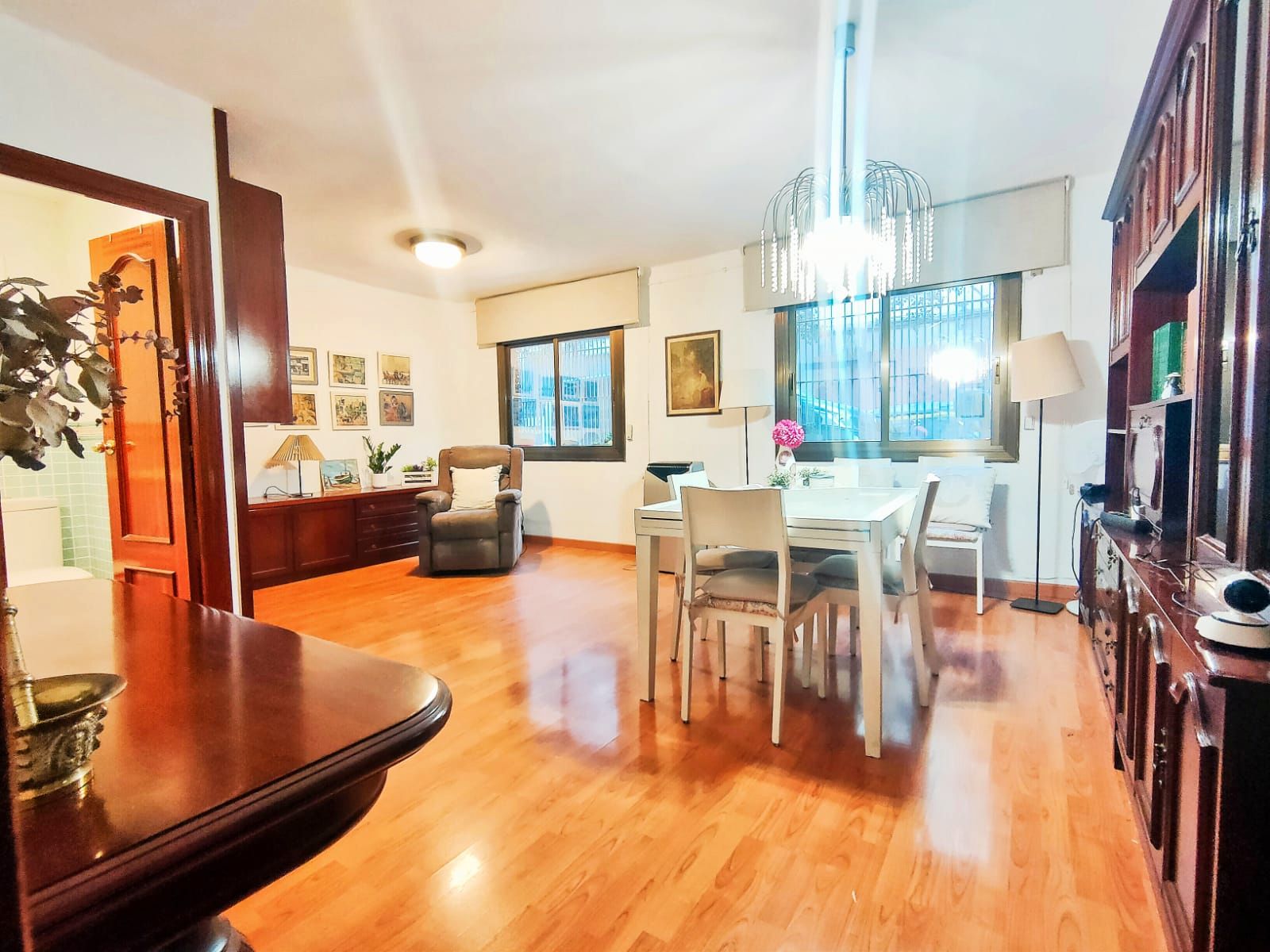 Comedor de Piso en venta en  Barcelona Capital con Parquet
