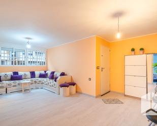 Sala d'estar de Pis en venda en  Barcelona Capital amb Calefacció