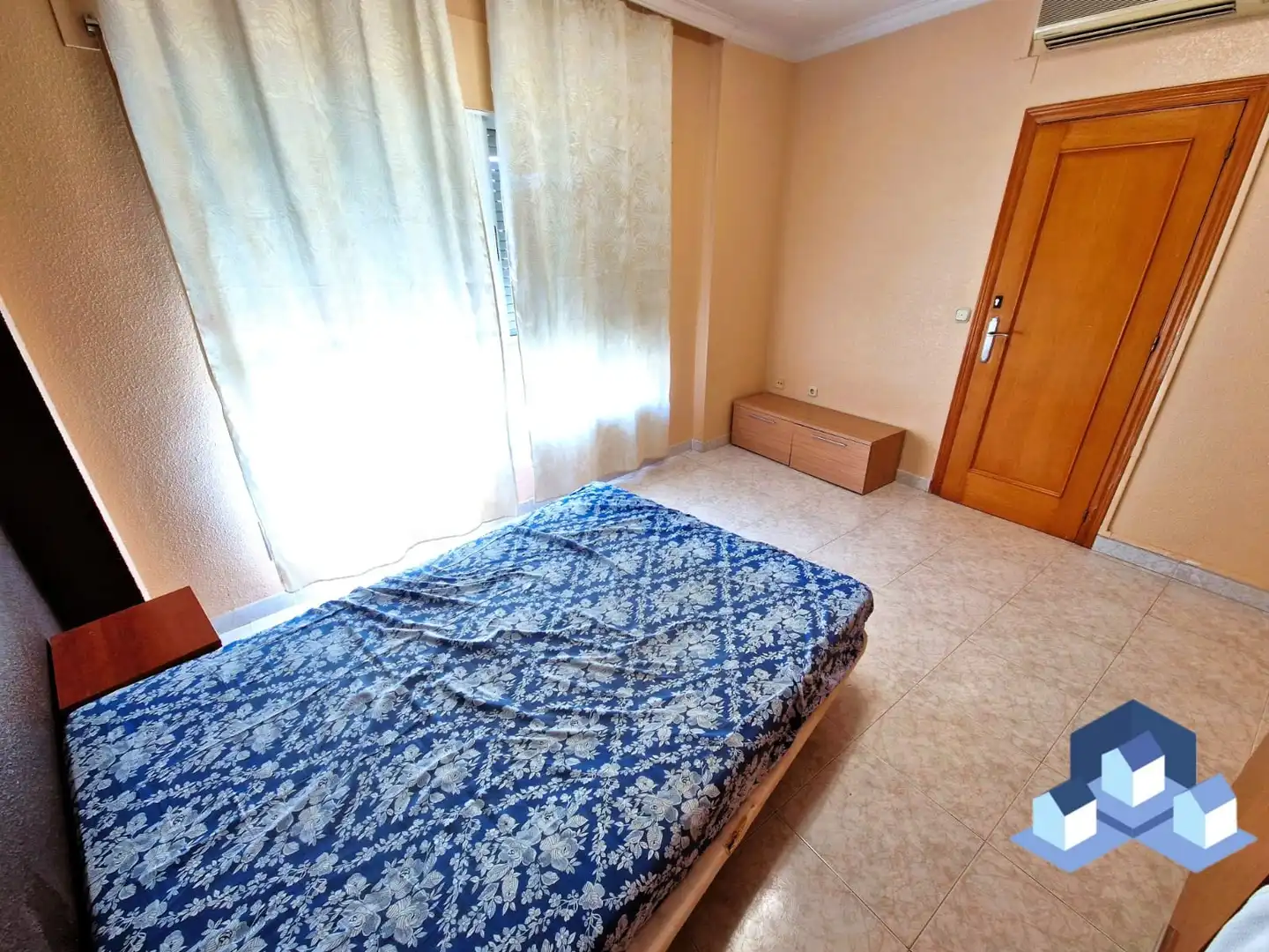 Habitación de Piso en venta en Lorca con Amueblado y Balcón
