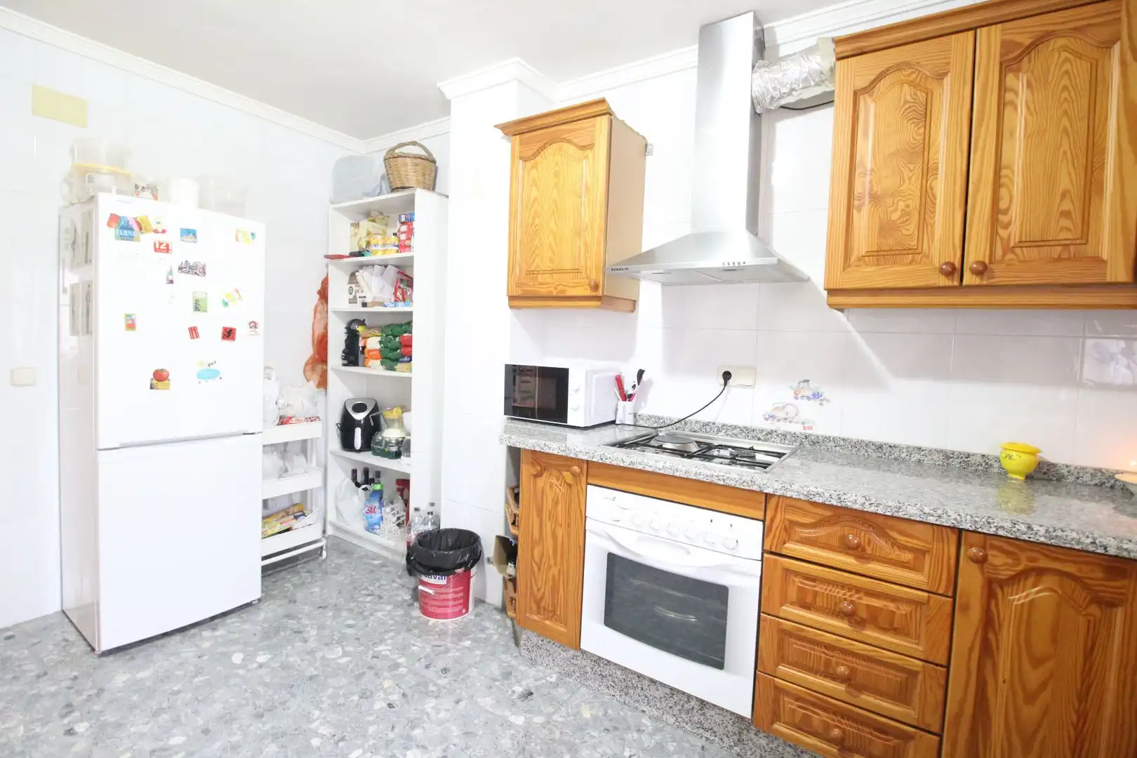 Küche von Maisonette zum Verkauf in Alozaina mit Klimaanlage und Möbliert