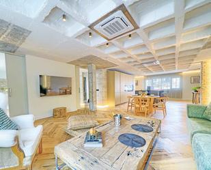 Sala d'estar de Apartament en venda en Marbella amb Moblat