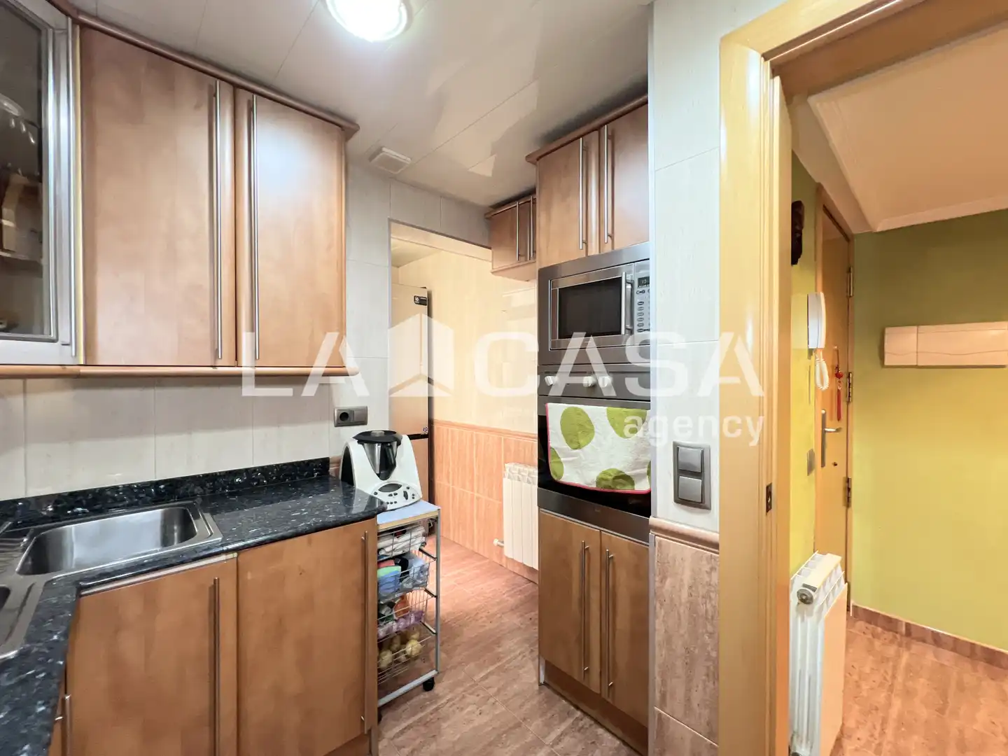 Kitchen of Flat for sale in Badalona  with Heating and Balcony