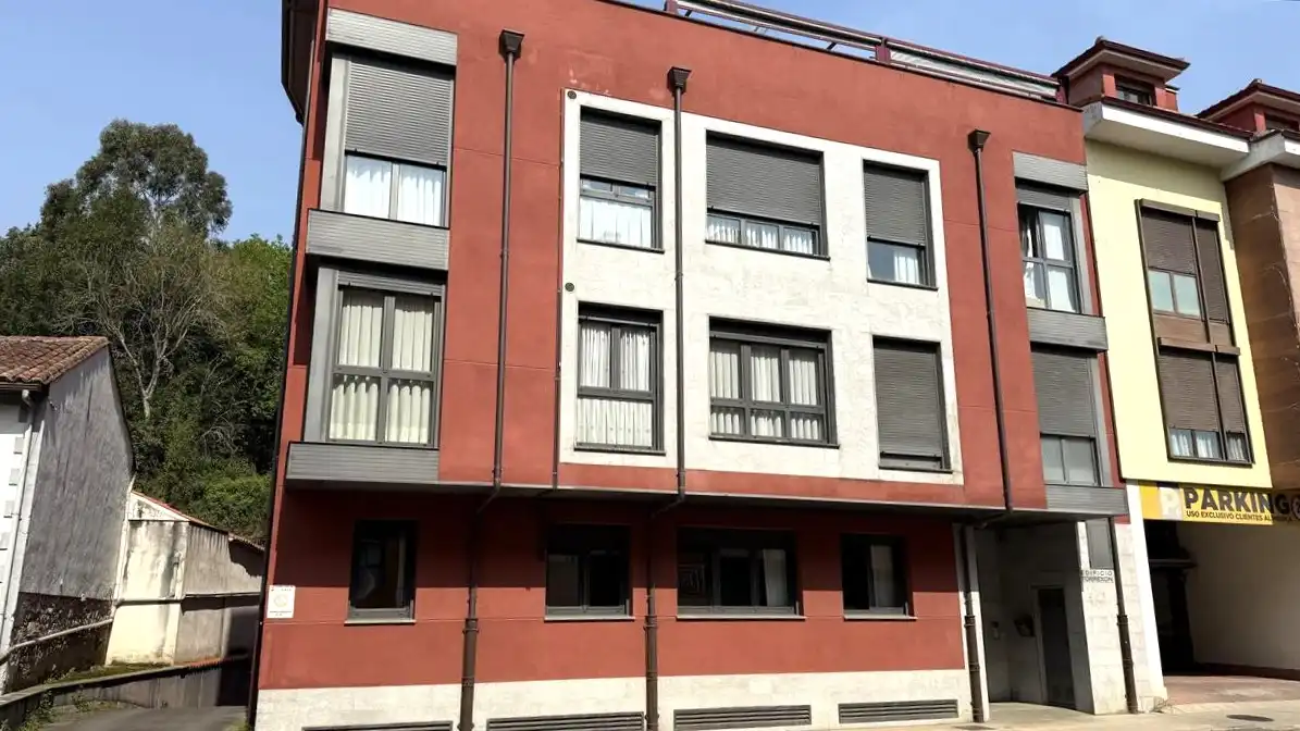 Vista exterior de Piso en venta en Llanes