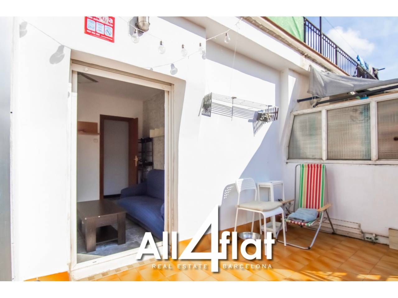 Balcony of Attic to rent in L'Hospitalet de Llobregat  with Heating, Terrace and Storage room