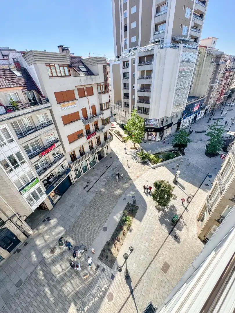 Vista exterior de Apartamento de alquiler en Vilagarcía de Arousa con Calefacción, Amueblado y Horno