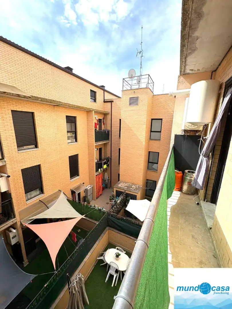 Balcony of Flat for sale in Pinseque  with Air Conditioner, Heating and Terrace