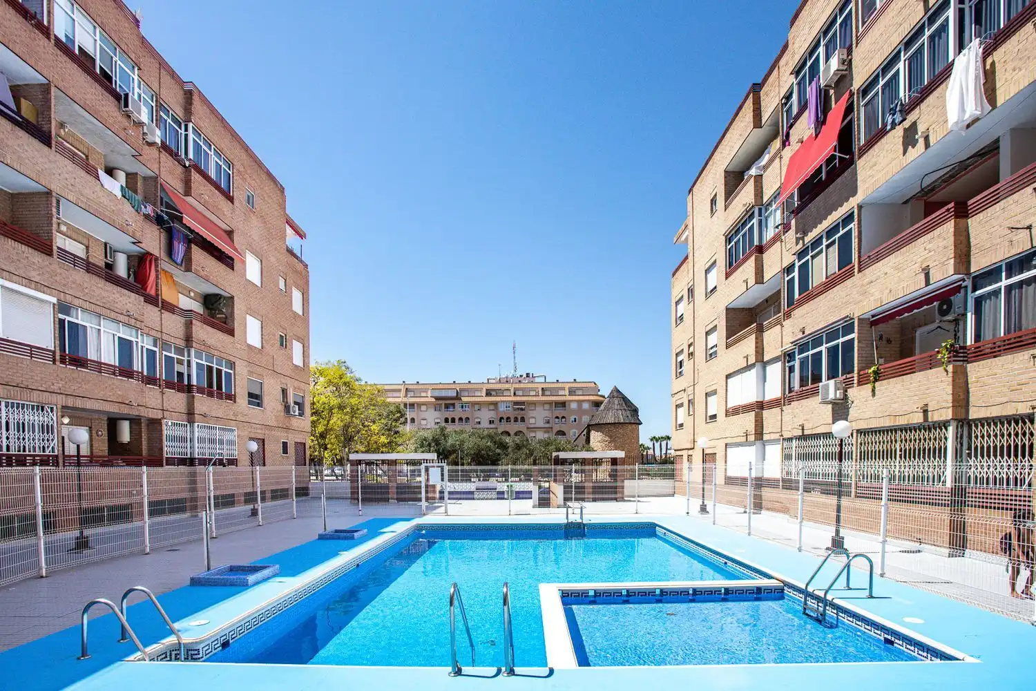 Swimming pool of Flat for sale in Torrevieja  with Balcony and Community pool