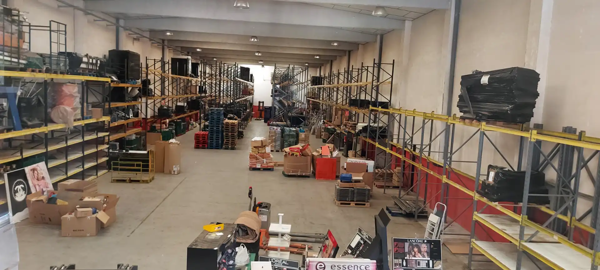 Nave industrial en venta en Sabadell