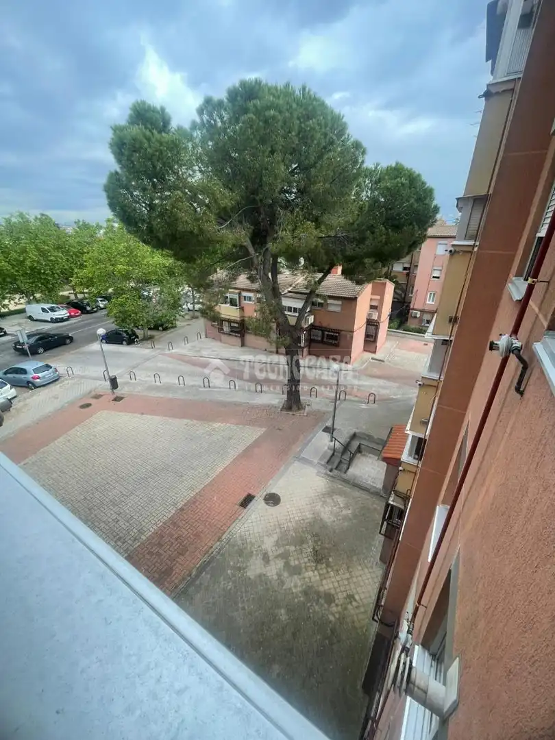 Außenansicht von Wohnung zum Verkauf in Madrid