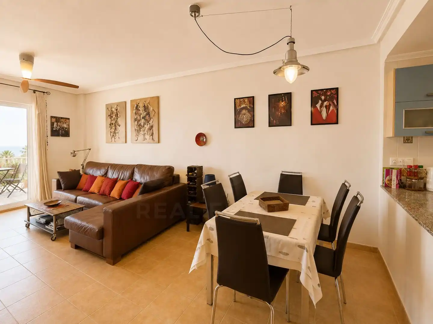 Esszimmer von Dachboden zum Verkauf in El Campello mit Klimaanlage, Heizung und Terrasse