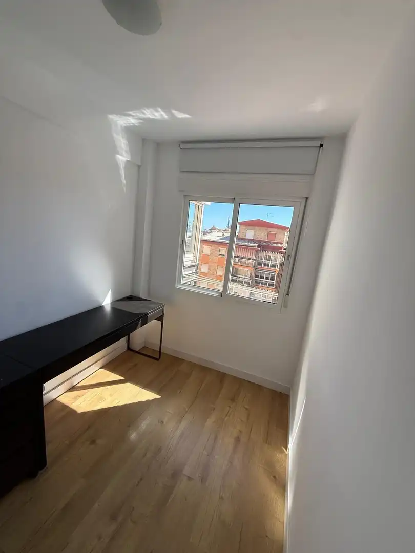 Habitación de Piso en venta en Málaga con Aire acondicionado