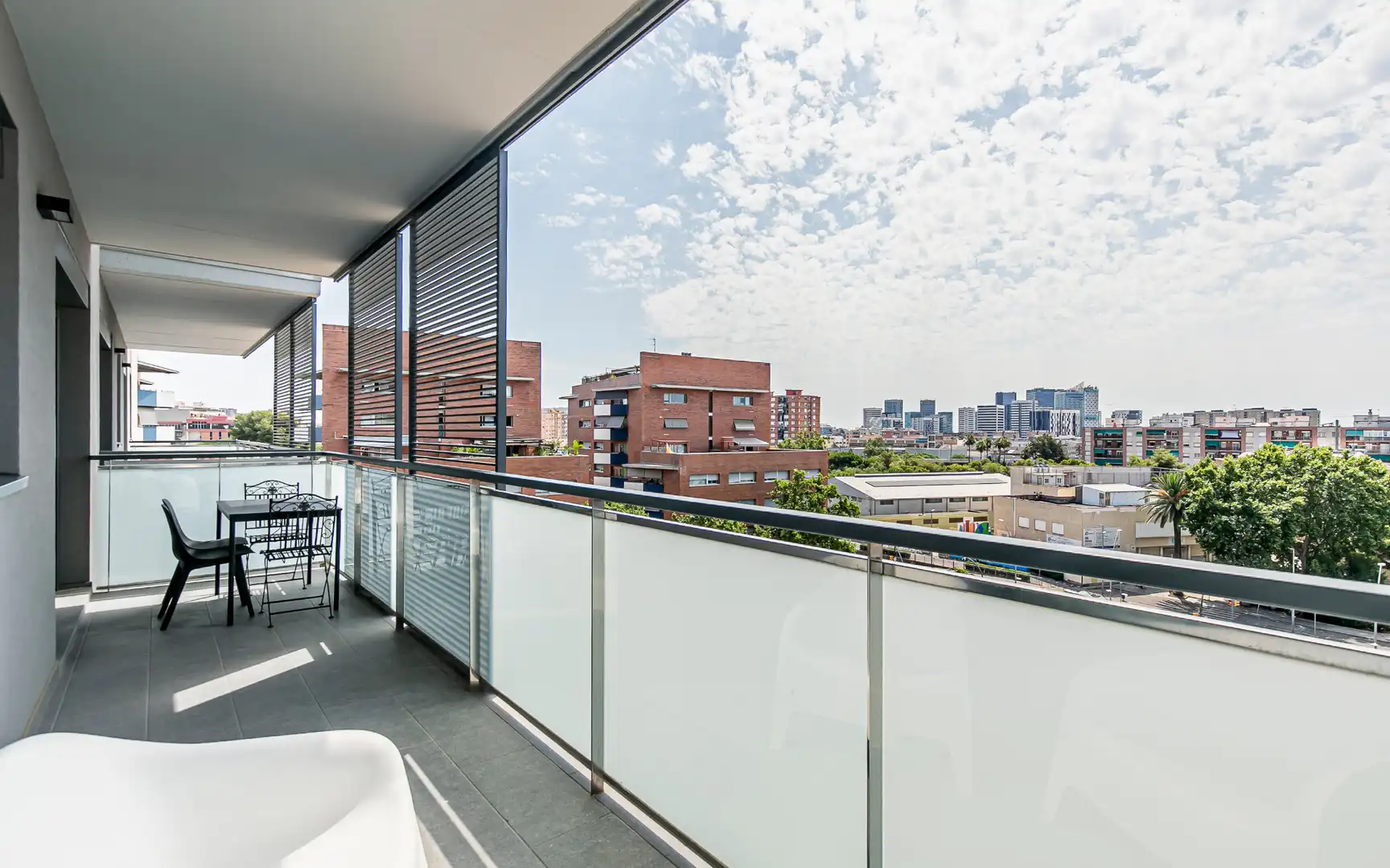 Terraza de Piso en venta en L'Hospitalet de Llobregat con Aire acondicionado, Calefacción y Trastero