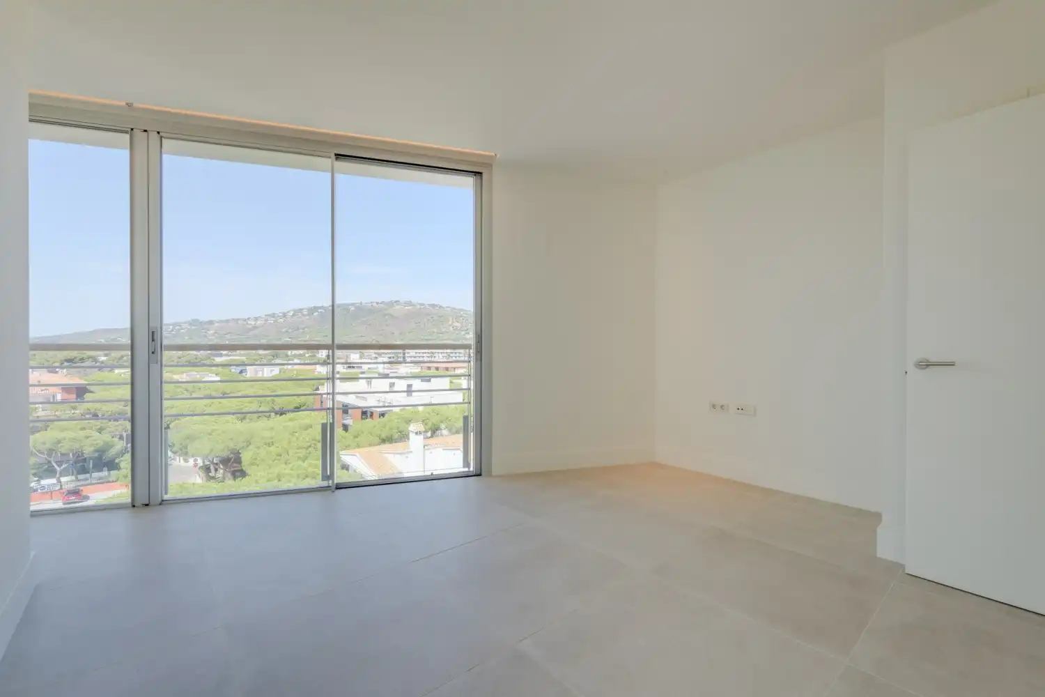 Neubau-Penthouse mit Pool zum Verkauf in Passeig Marítim 100, imagen 15