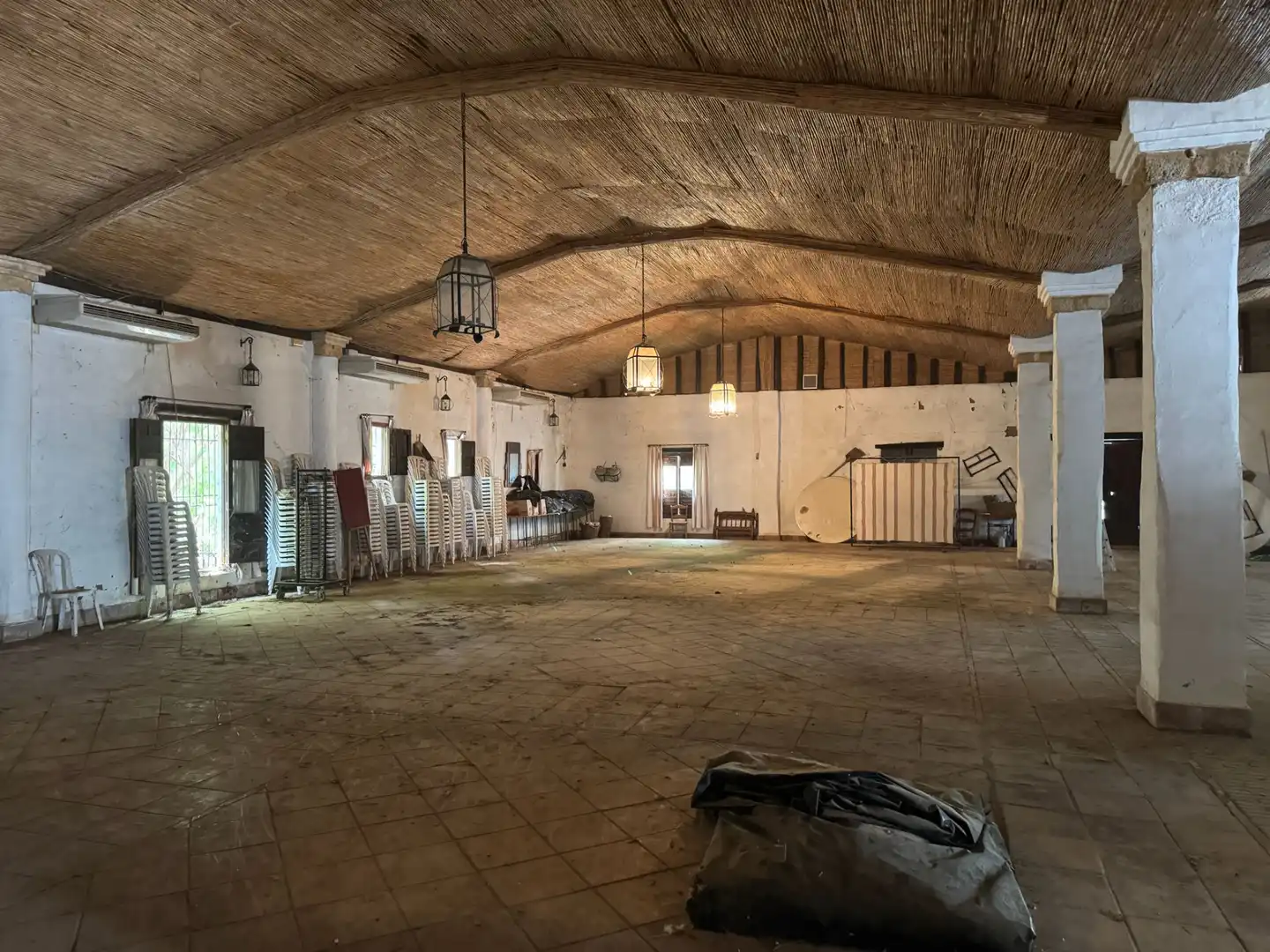 Gebäude zum Verkauf in Marchena mit Gemeinschaftspool