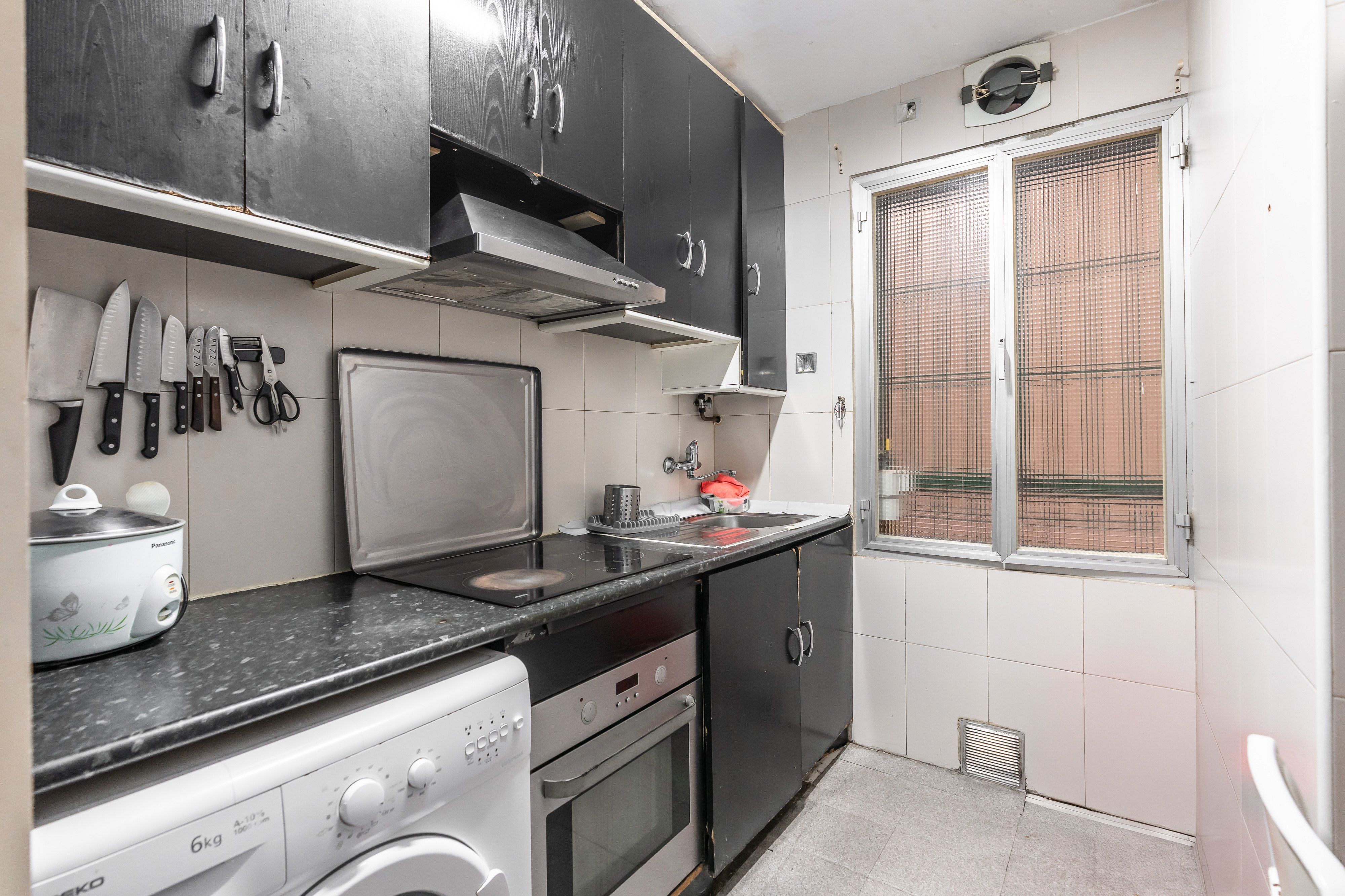 Kitchen of Flat for sale in  Madrid Capital