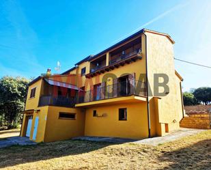 Vista exterior de Casa o xalet en venda en Lluçà amb Terrassa i Balcó