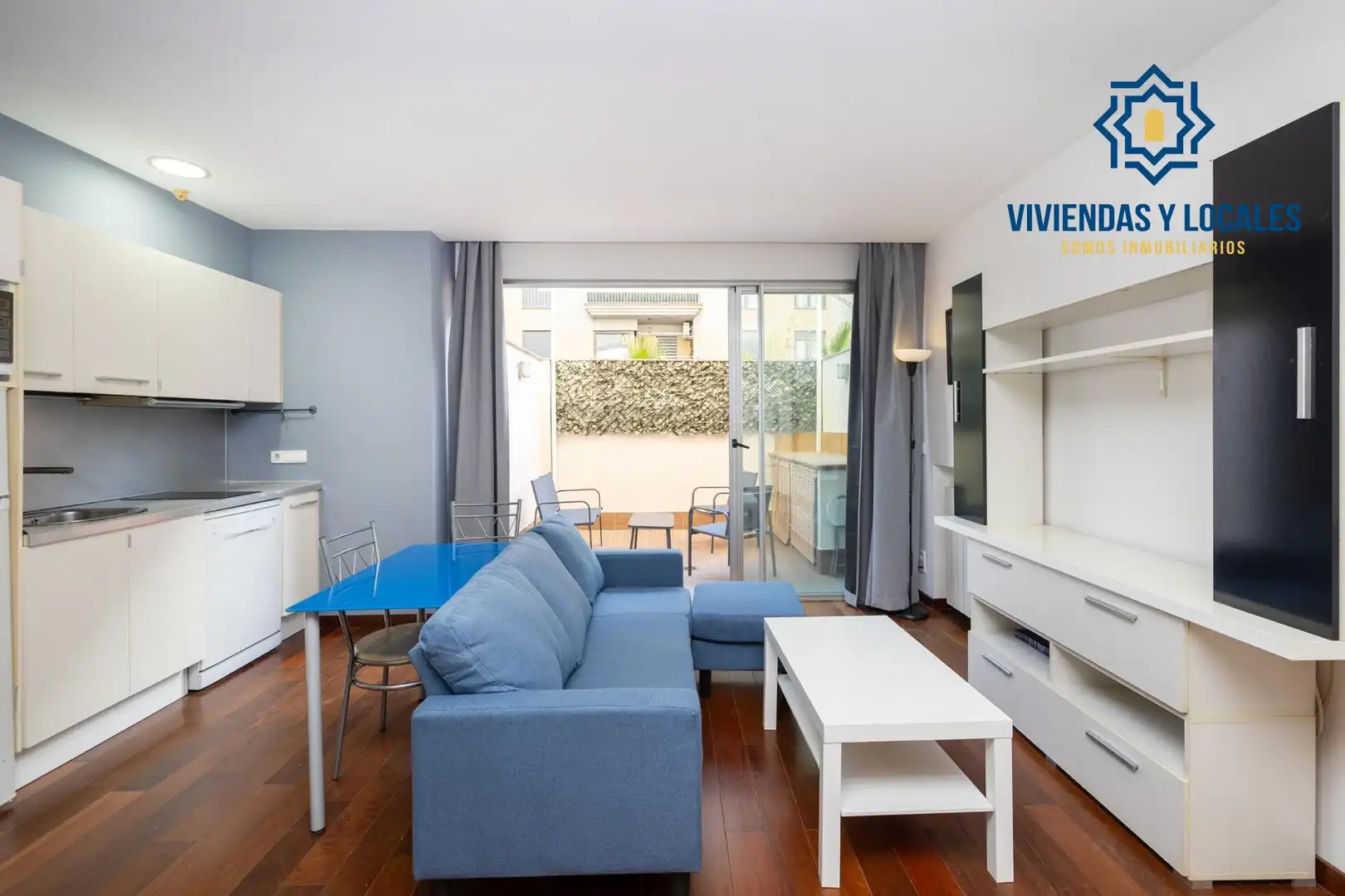 Living room of Ground floor for sale in Granada  with Air Conditioner, Heating and Private garden