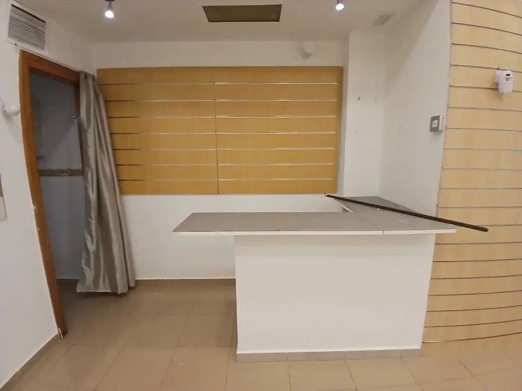 Locale commerciale in vendita a Calle Padre Claret, imagen 5